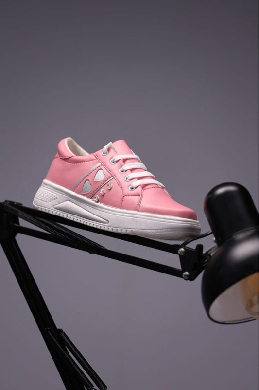 Young Women Premium Sneakers Shoes